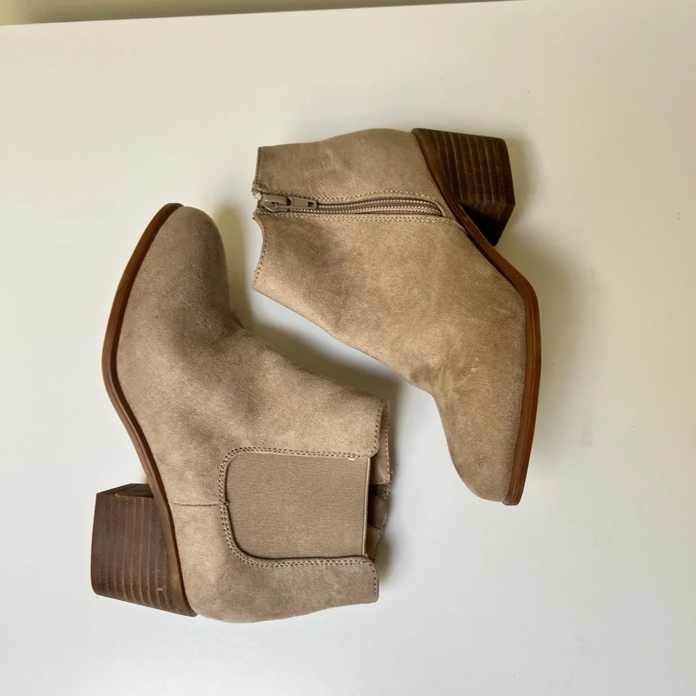 Treasure & Bond Taupe Ankle Booties Veronica‎ Youth Size 1
